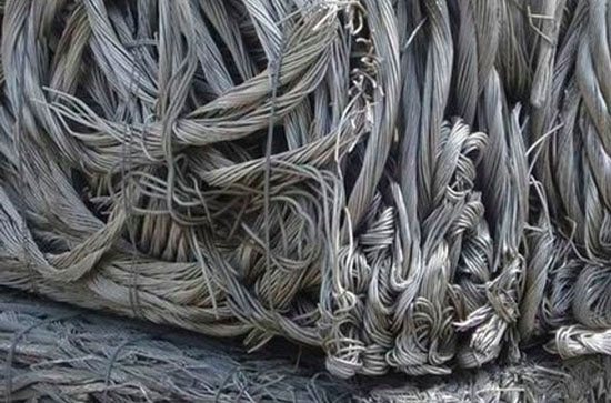 Tangled bundle of silver-coloured wire scrap